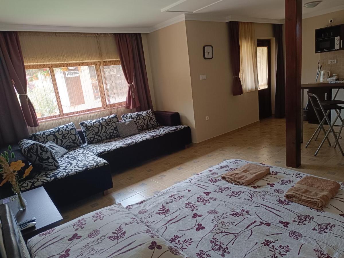 Ferienwohnung Apampa Apartman Hajdúszoboszló Exterior foto